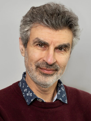 Yoshua Bengio